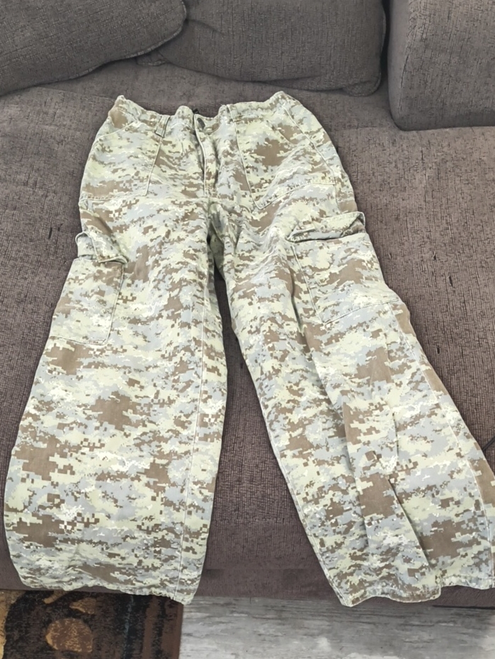 Womens Digital Camo Cargo Pants - Tan/Gray